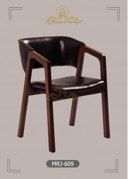 MRJ-609 Sandalye
